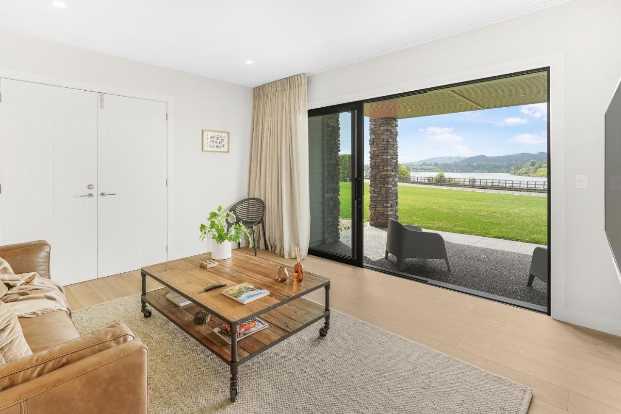 Lakeside Karapiro Downstairs Apartment Кембридж Экстерьер фото