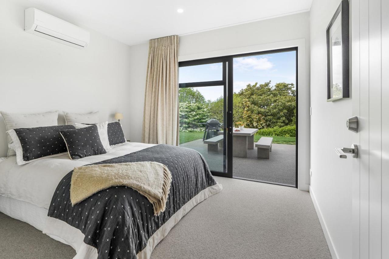 Lakeside Karapiro Downstairs Apartment Кембридж Экстерьер фото